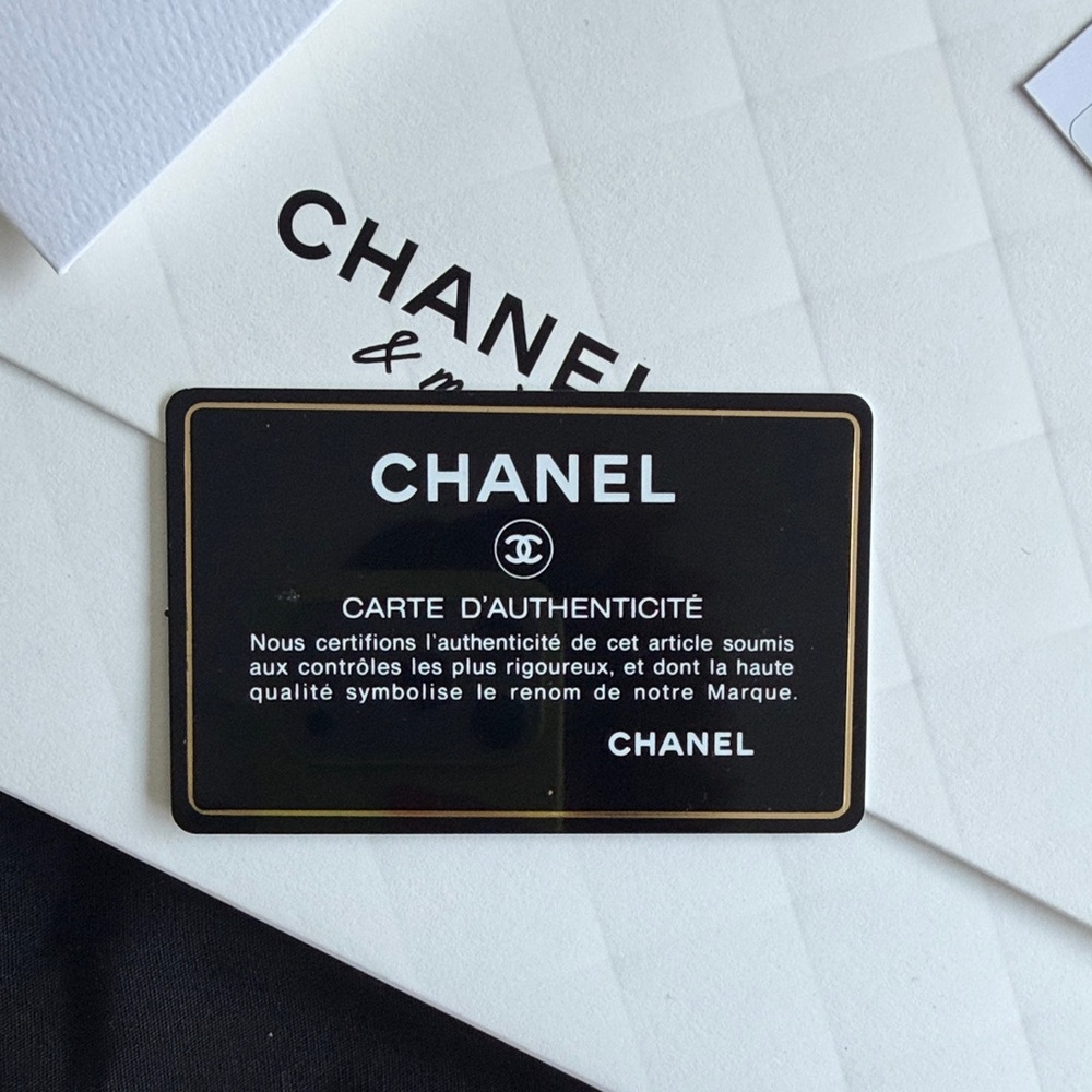 Chanel Classic Double Flap Medium Black Quilted Shoulder Bag with Gold Hardware - Picture 10 of 13